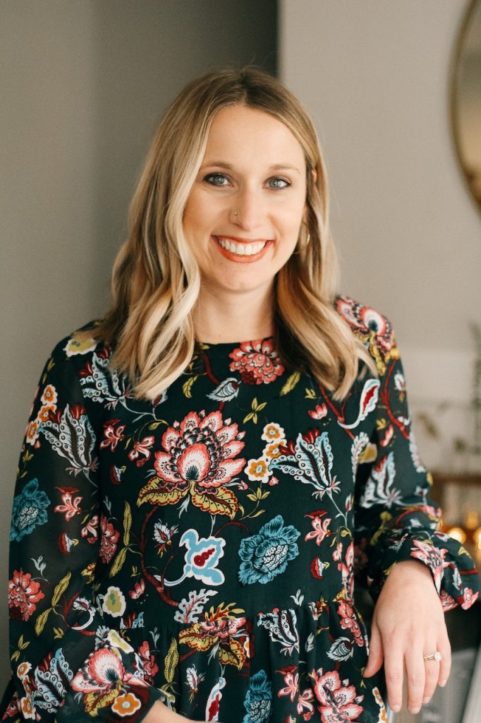 Portrait of Kim DeRamus Lareau, trauma therapist at the Manhattan Center for Trauma Studies